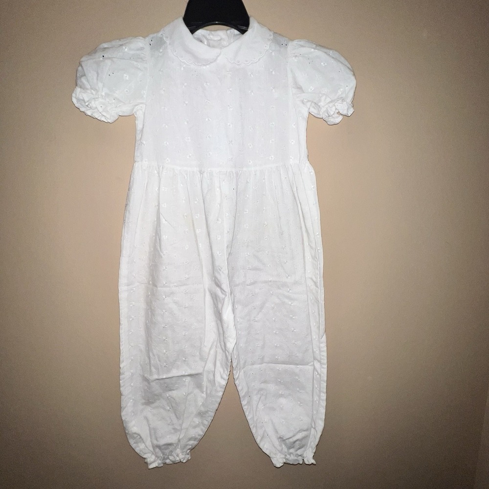 Winnie The Pooh Romper Smocked White Bubble 4T Eyelet Pants Baby Paper Tag USA